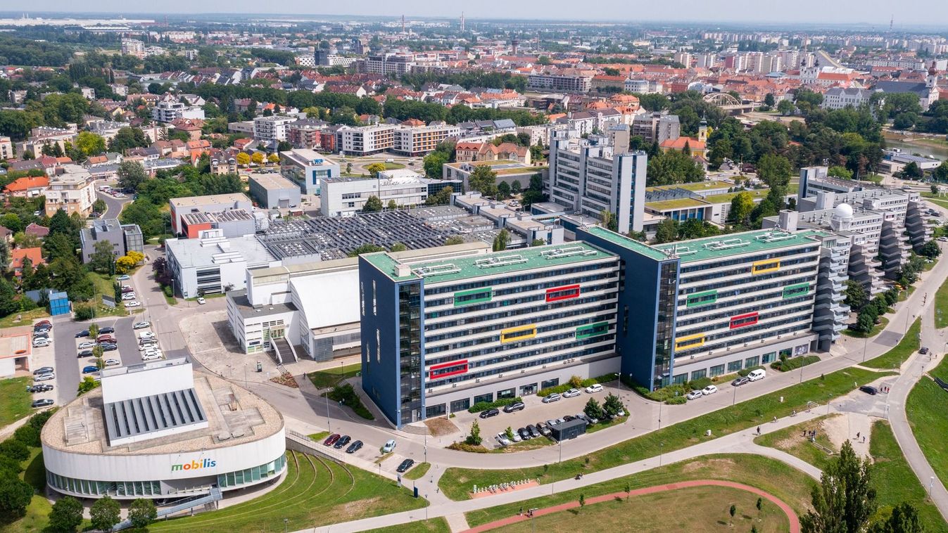 Több állami ösztöndíjas hely, minőségi képzések: sok jelentkezőre számít a Széchenyi István Egyetem