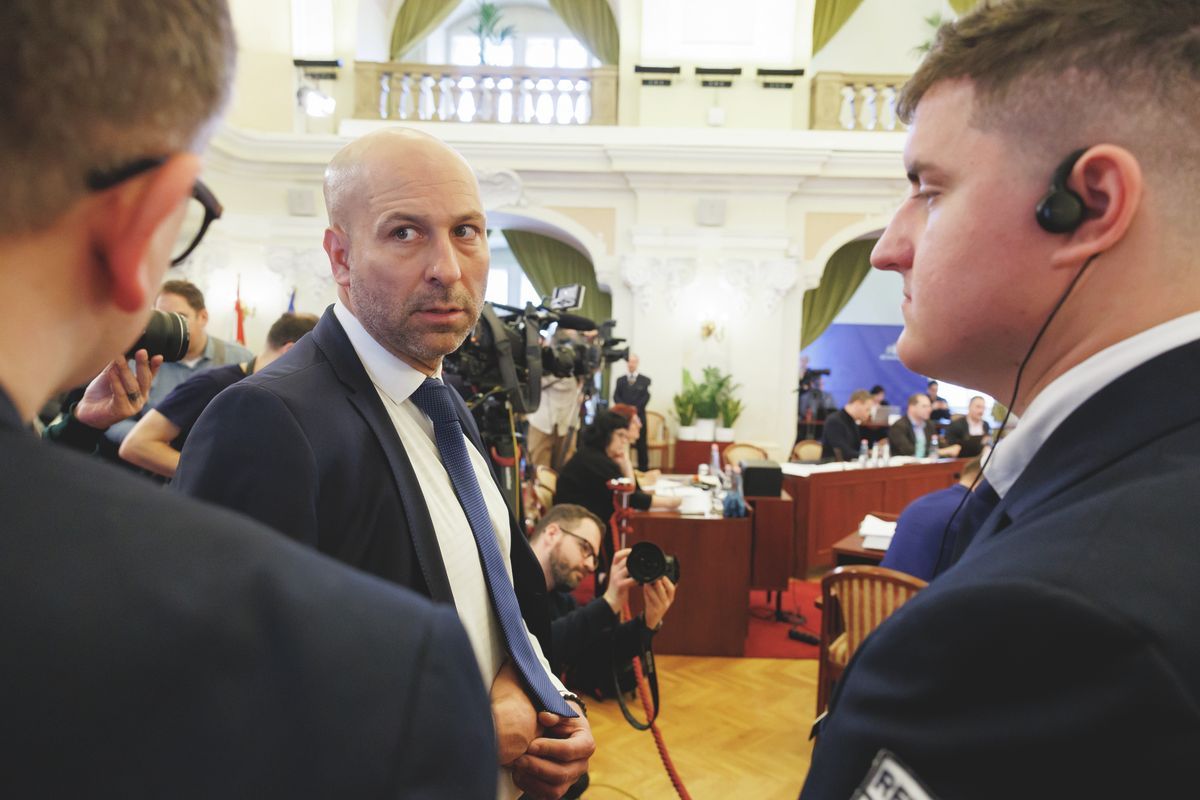 Szabó Bálint, sajtótájékoztató, vízirendőrök
