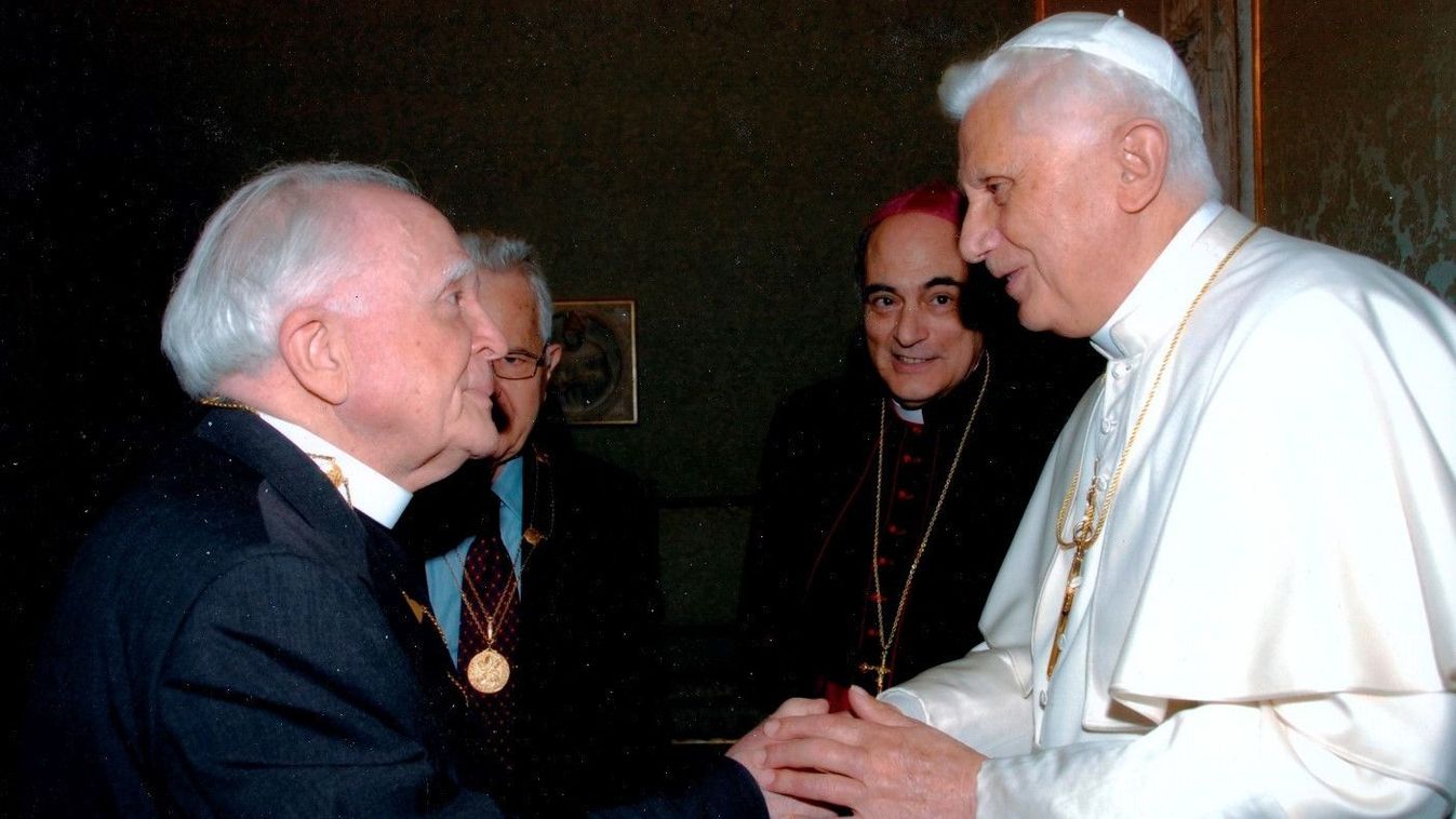Legendás győri bencés atyára emlékeznek – videó, fotók