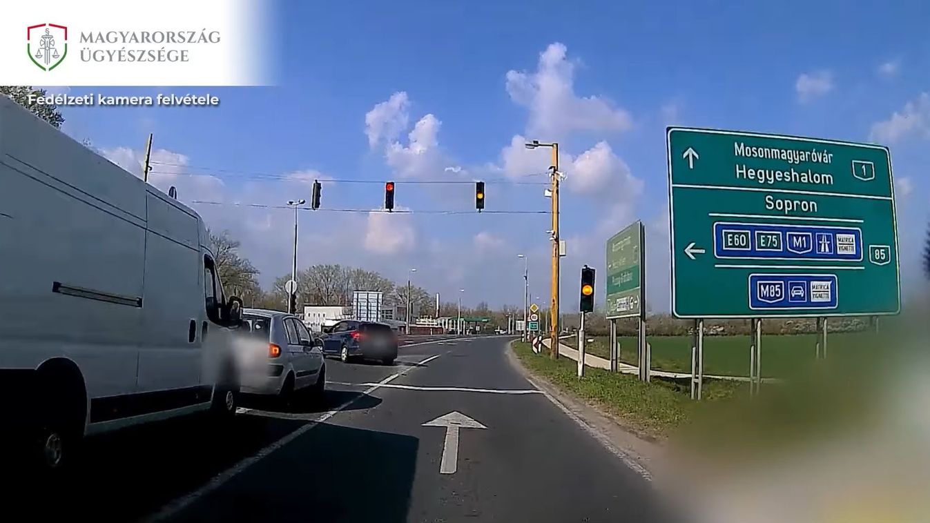 Autósüldözés Győrben - Közel 170-nel menekült a rendőrök elől - videó