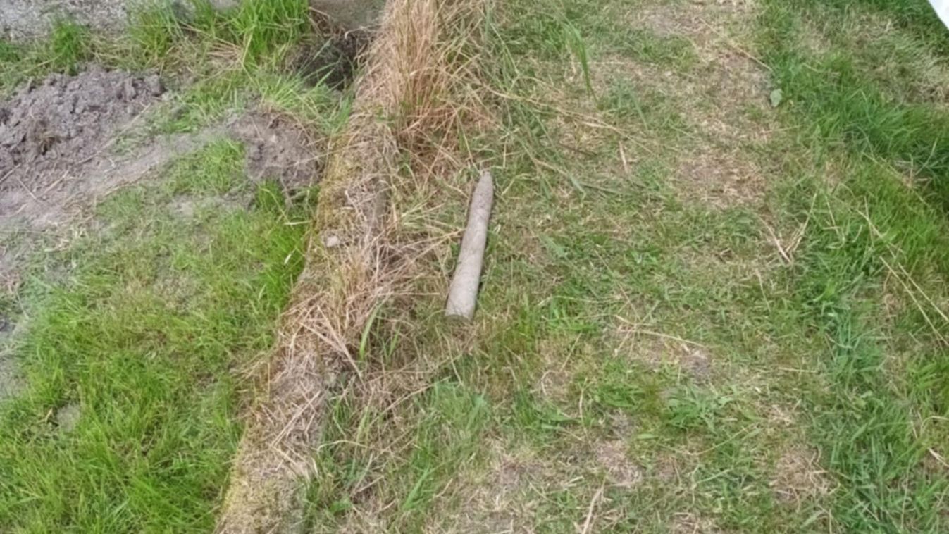 Akcióban a tűzszerészek - Második világháborús lövedékre bukkantak Bezenyén