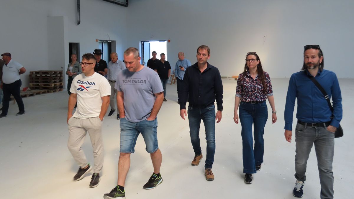 A kapuvári sportcsarnok várhatóan év végére készül el.