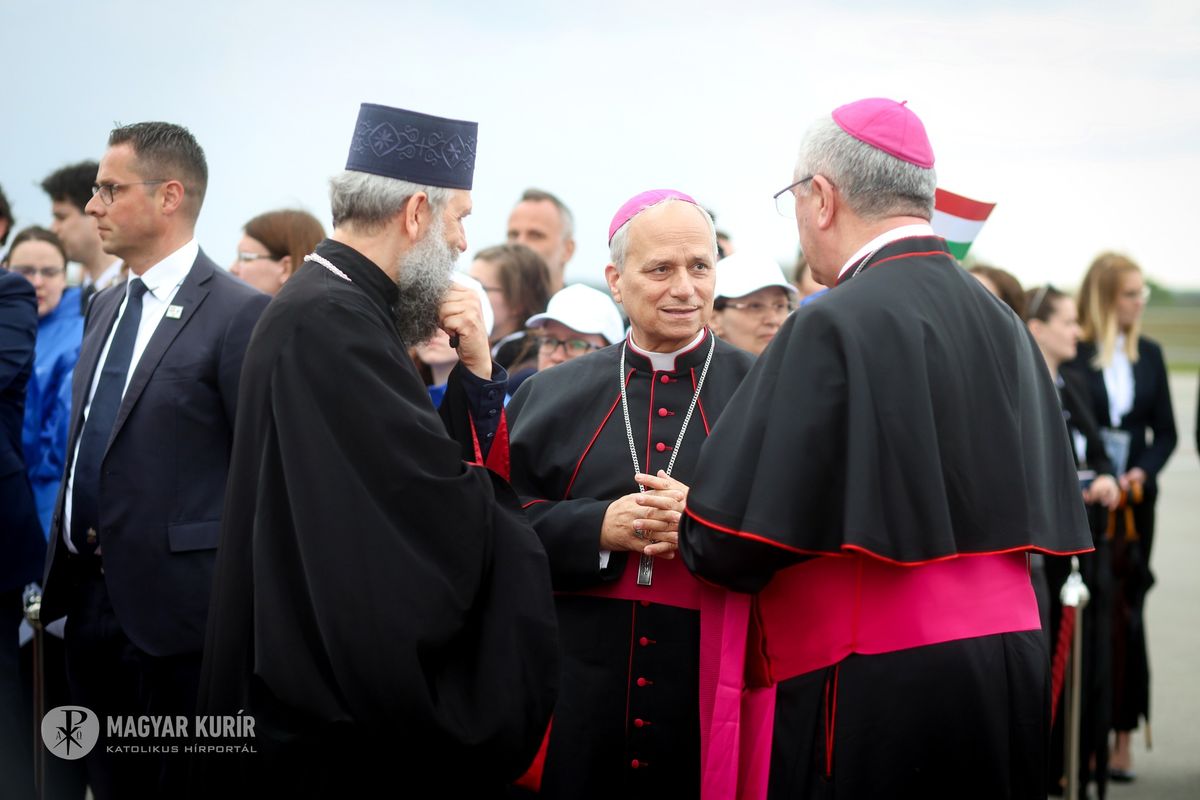 Veres András győri megyéspüspök írása a Kisalföldnek