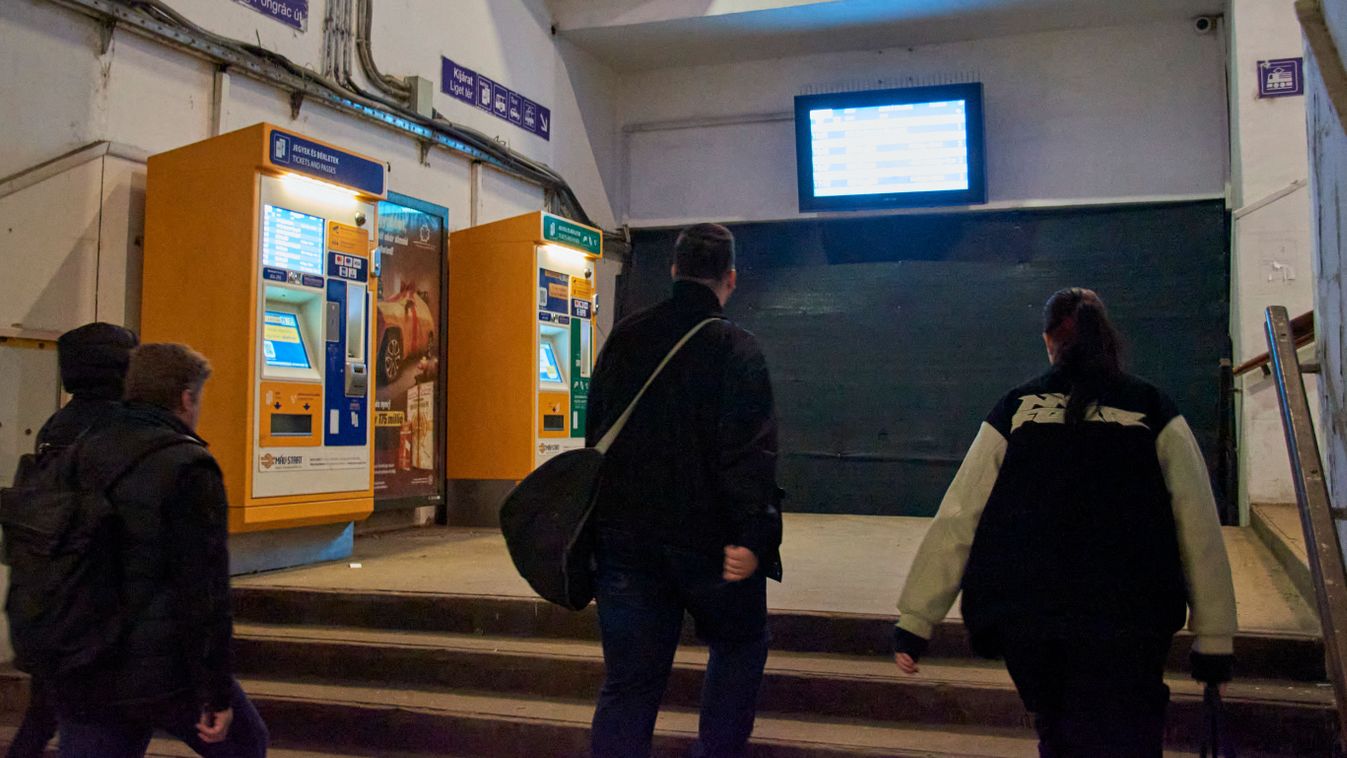 Már vonat- és buszjegyet is lehet váltani a MÁV applikációjában