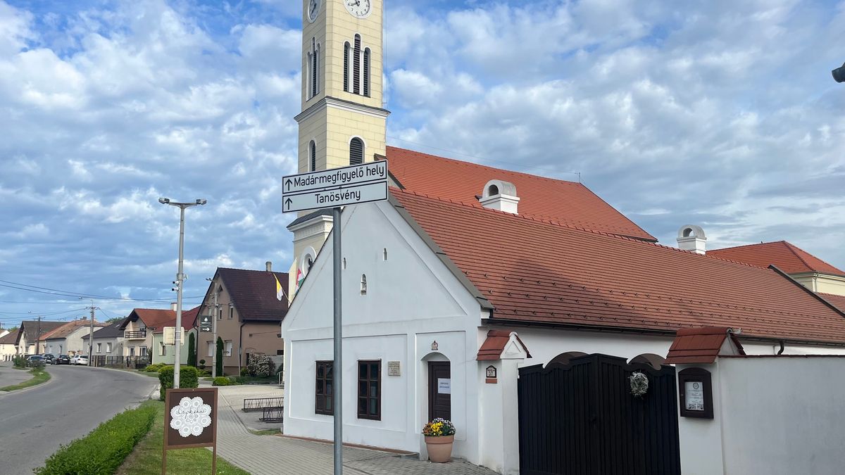 Hegykői Csipkeház