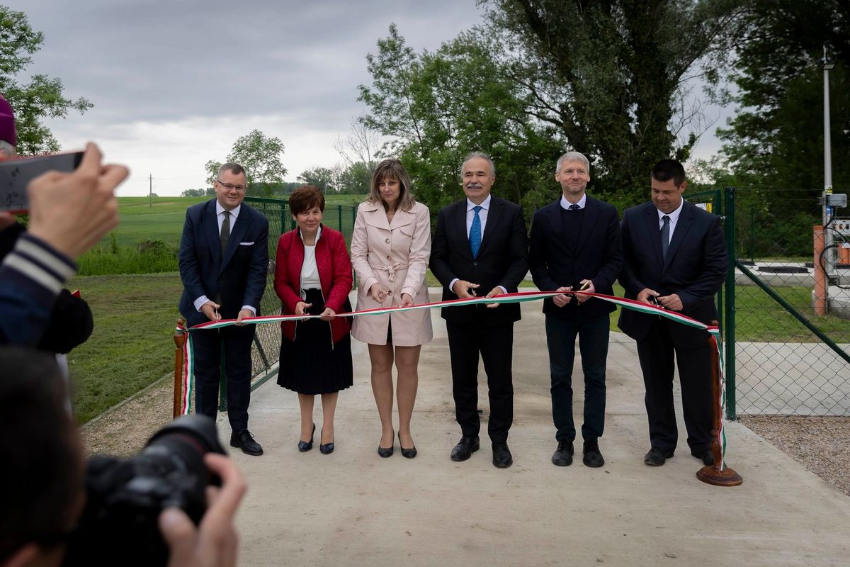 Bakonygyiróton átadták a szennyvízkezelőt