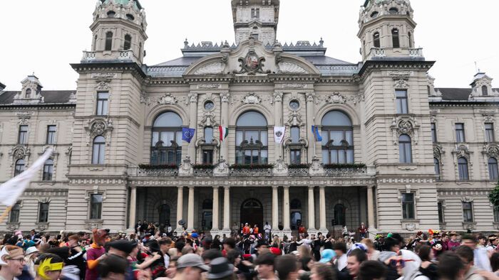 Aludj máskor Győrben - 2025