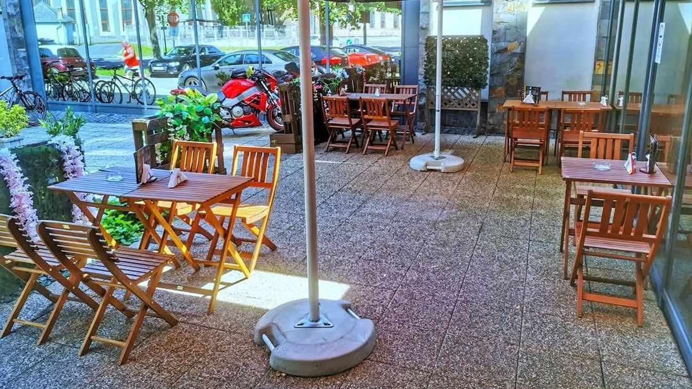 Második születésnapját ünnepli a győri hamburgerező