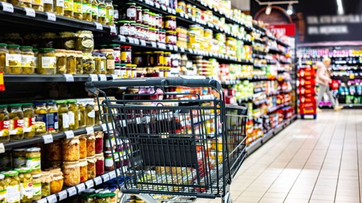 Pünkösd: bejelentették ünnepi nyitvatartásukat a nagy boltok – Lidl, Spar, Tesco és Auchan - Mutatjuk a részleteket