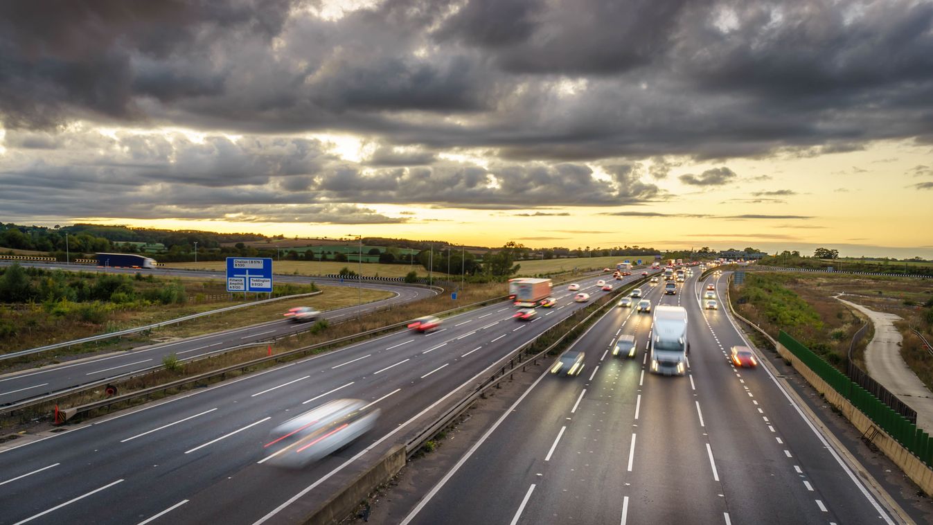Sávlezárások, torlódások az M1-es autópályán