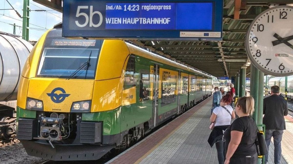 Baleset miatt megállt a vonatközlekedés Fertőszentmiklós és Pinnye között