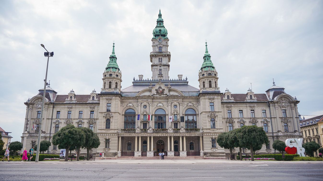 Hosszabb szünet a maratoni győri közgyűlésen - Parázs vita a DAC pálya miatt