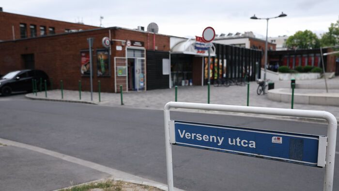 Gyalogátkelőhely készül a győri vásárcsarnoknál