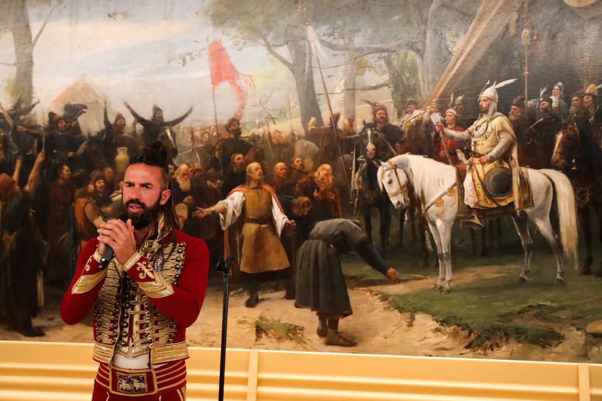 Varga Viktor a győri kiállításmegnyitón.