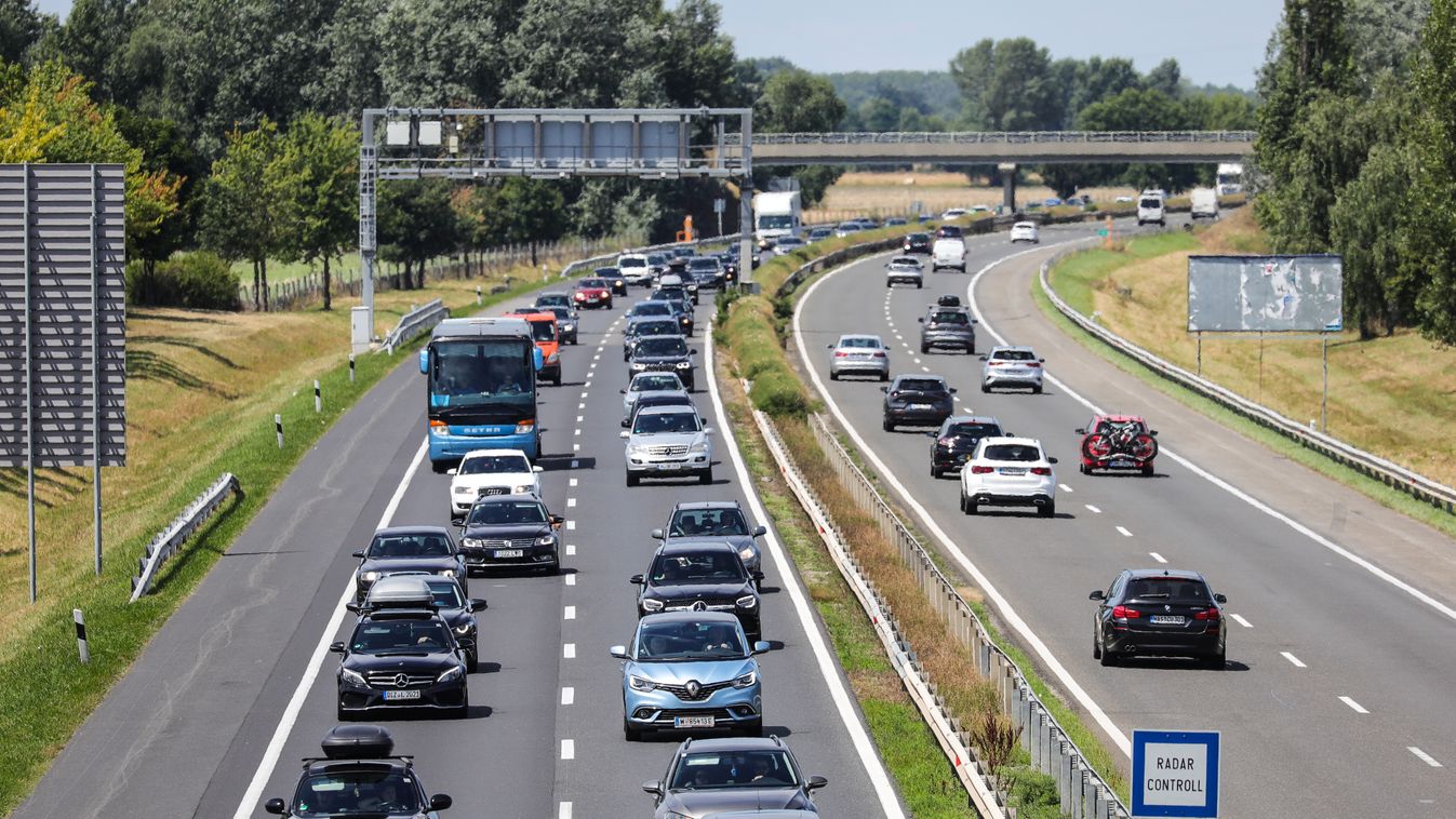 Csütörtökön jelentős torlódás lesz az M1-esen, ennek oka meglehetősen egyedi