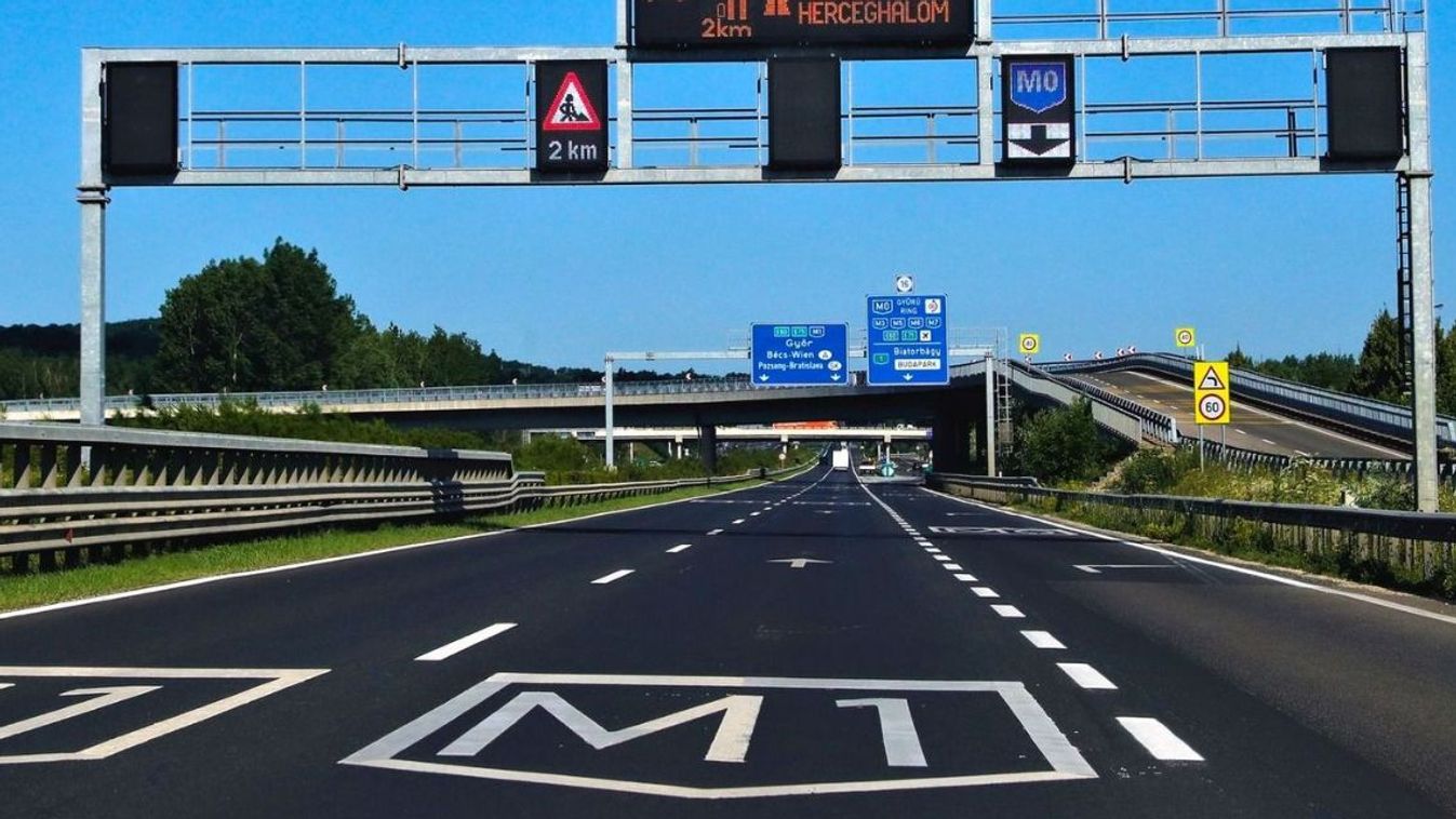 Ez az oka az újabb forgalomkorlátozásnak az M1-esen
