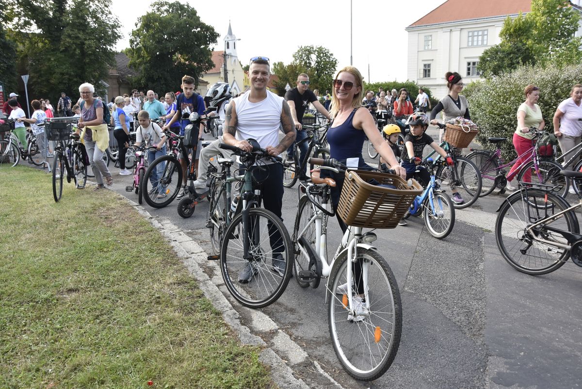 Gurul a város: harmadszor lehetett a közös kerekezéshez csatlakozni