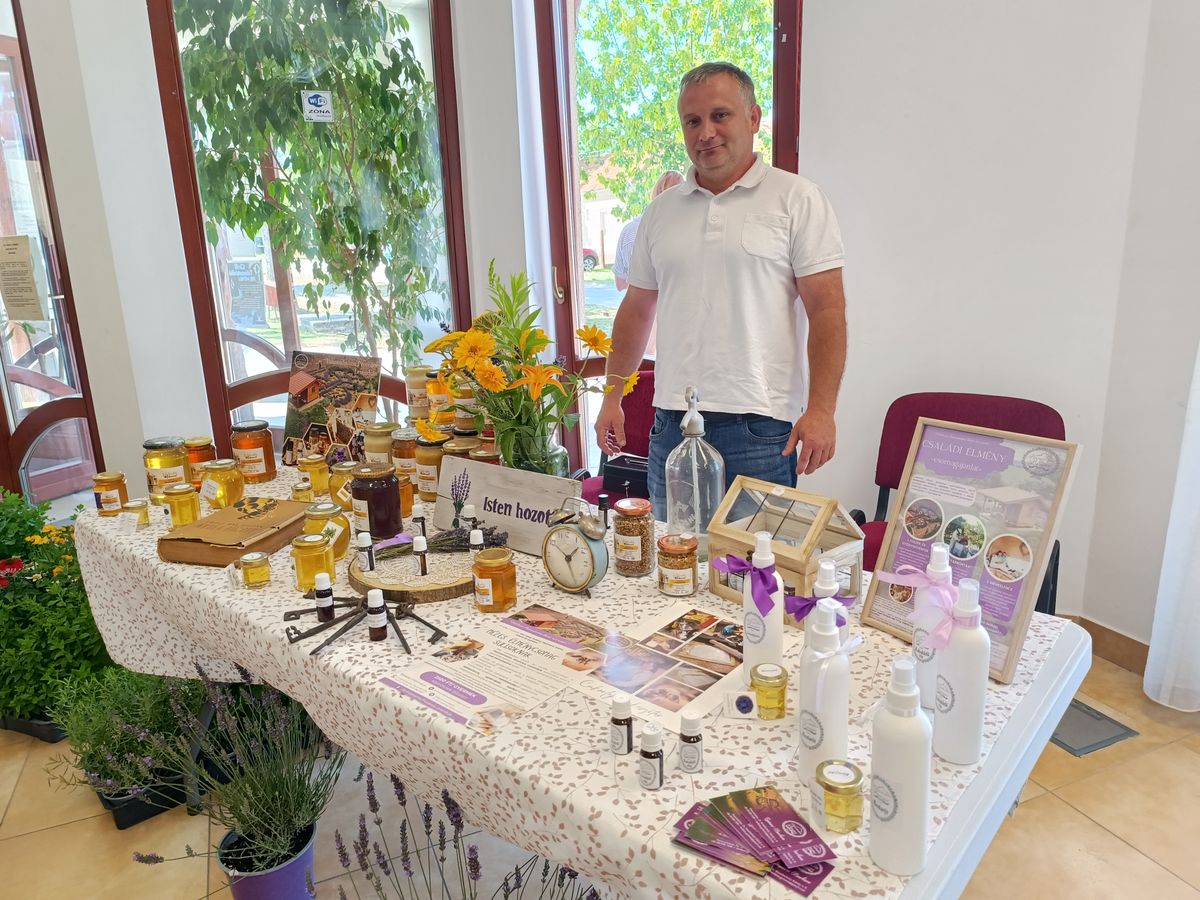 A Pannonhalma Provence Levendula termékeiből Tamás hozott ízelítőt.
