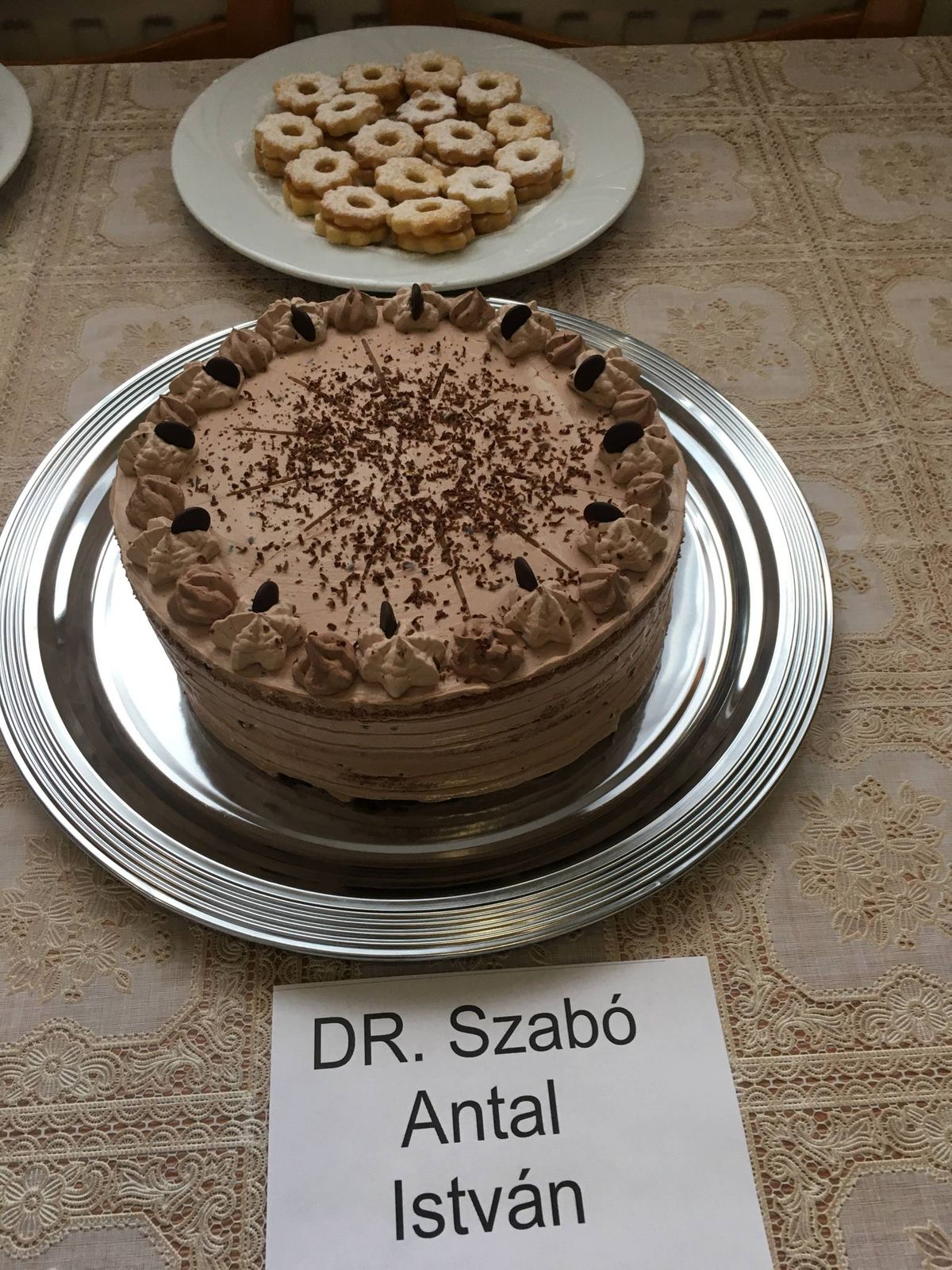 A pék-cukrász szakmához a cukrász vizsgán is meg kellett felelni.