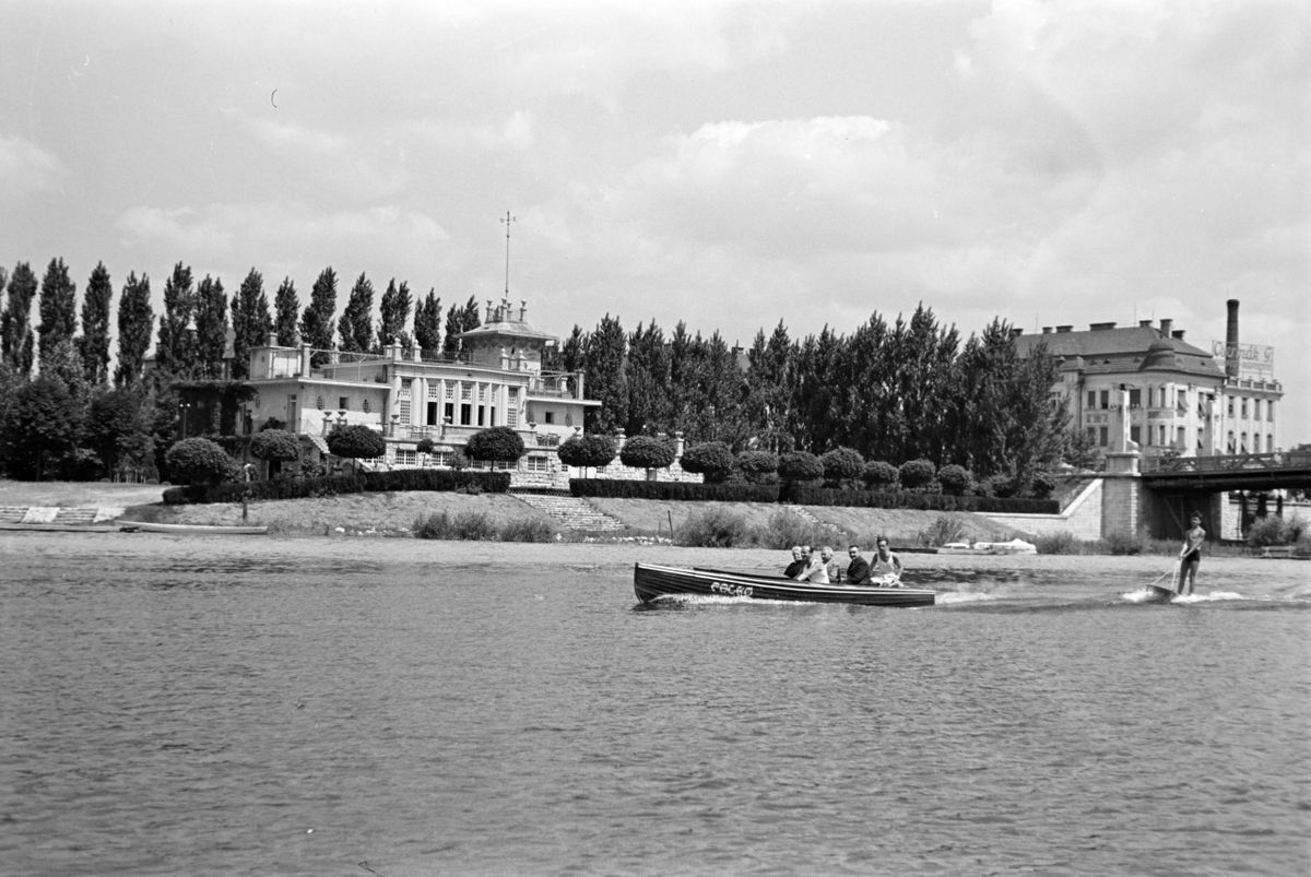 retro győri fotók fortepan 30-as évek vízideszka Mosoni-Duna