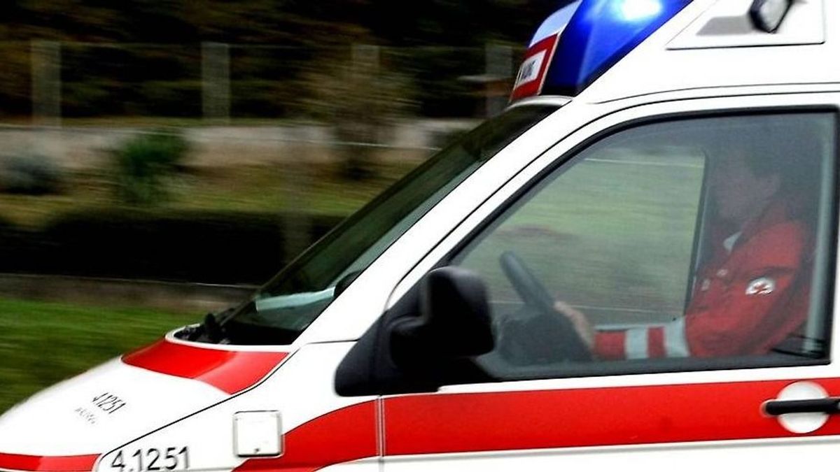 Osztrák mentőautók is érkezhetnek ezentúl a magyar-osztrák határ közelében történt balesetekhez a jövőben. Fotó: Kisalföld-archívum