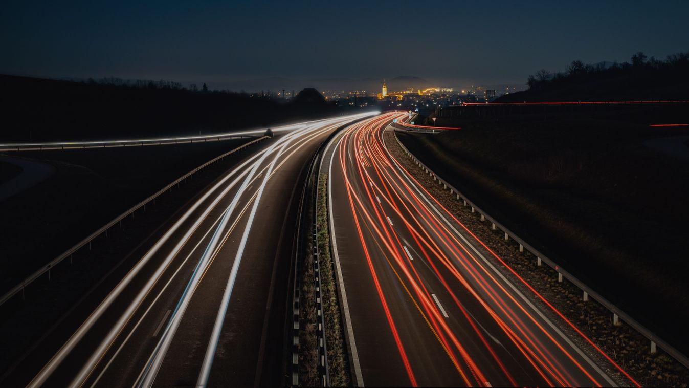 Megállítják a forgalmat az M1-esen