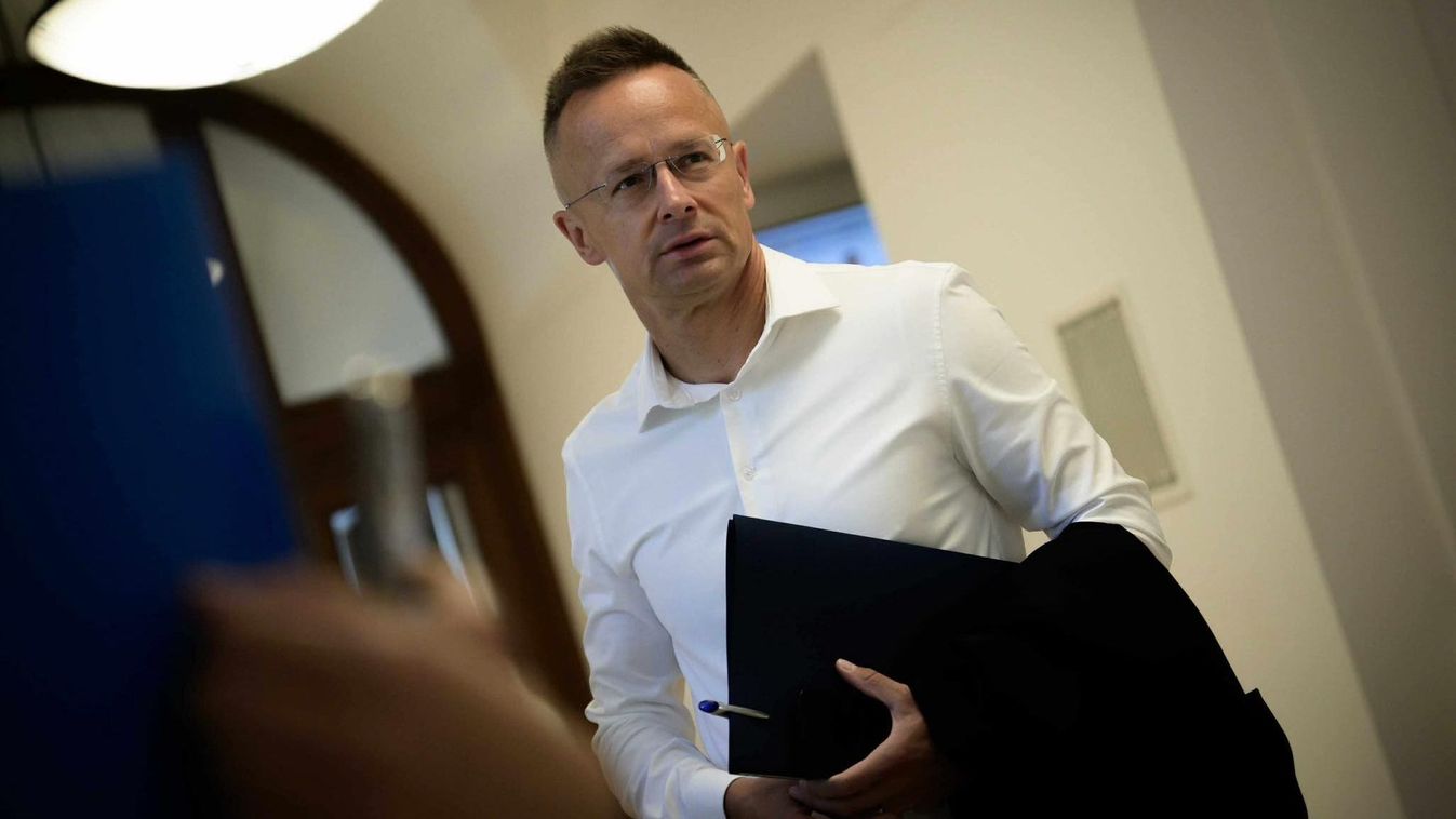 Szijjártó Péter: újabb bizonyíték született arra, hogy Brüsszelben sürgős vezetőségváltásra van szükség