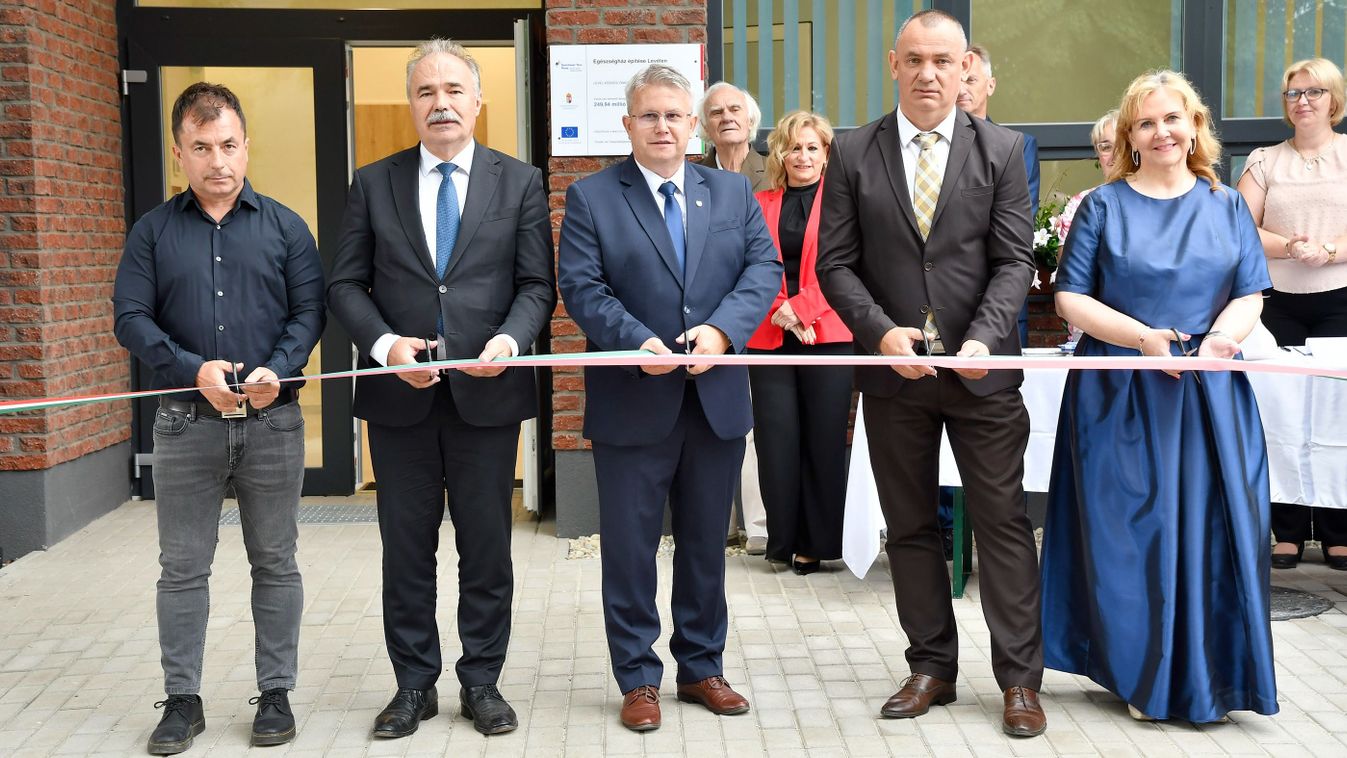 Biztonságot ad az Egészségház, felavatták Levél eddigi legnagyobb beruházását