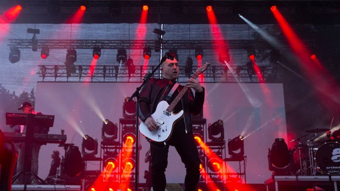 Ákos a győri koncert mellett több örömhírrel is szolgált rajongóinak