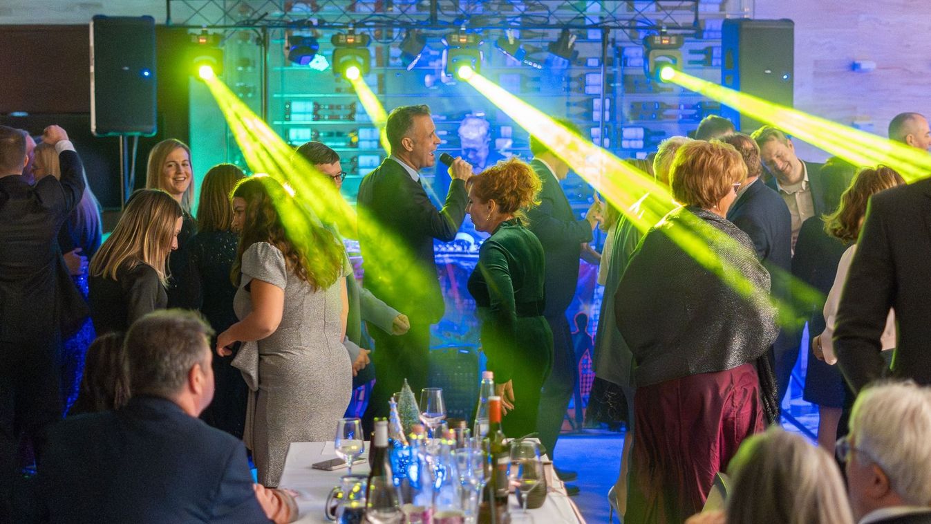 Ilyen volt az I. Kazinczy Bál Győrben - fotók Kép