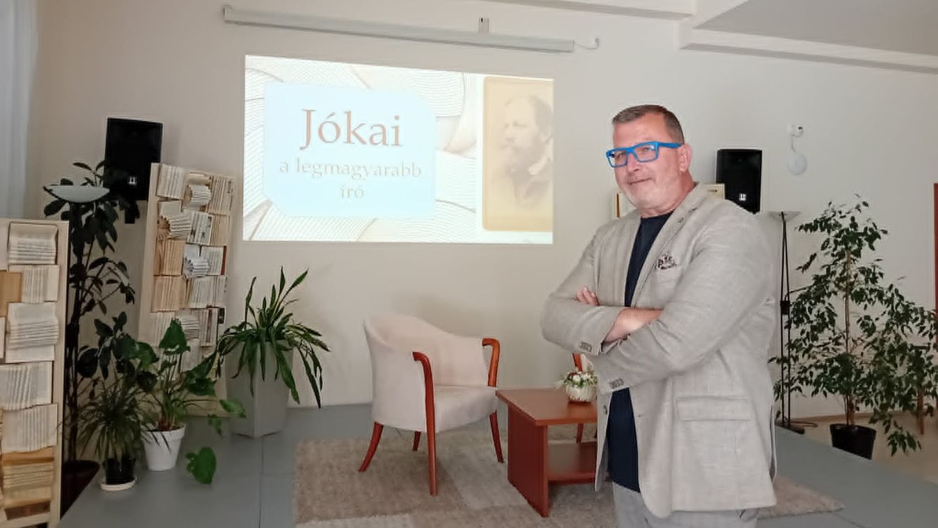 Rendhagyó irodalomórát tartott a népszerű író Győrben