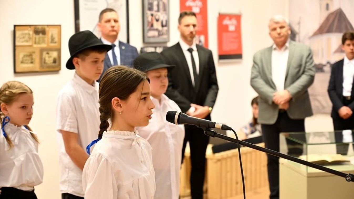 Németek kitelepítése: fotókat vár a Hansági Múzeum