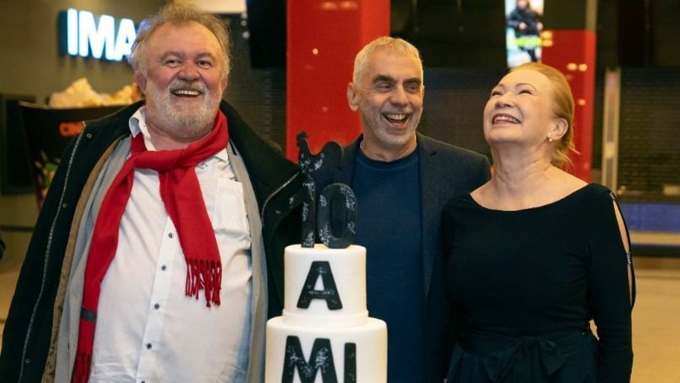 Irigység, rosszindulat – ezért áll a bál az A mi kis falunk körül