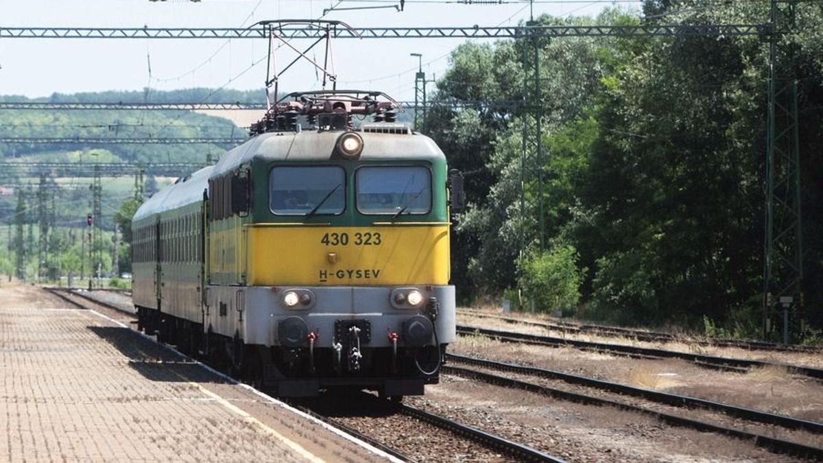 60 perces késésekre számíthatnak az utasok: fennakadások a csornai állomáson