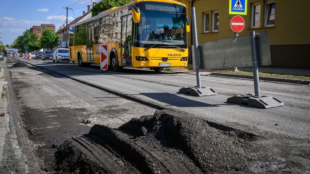 Az utolsó szakaszhoz ért a forgalmas soproni utca felújítása