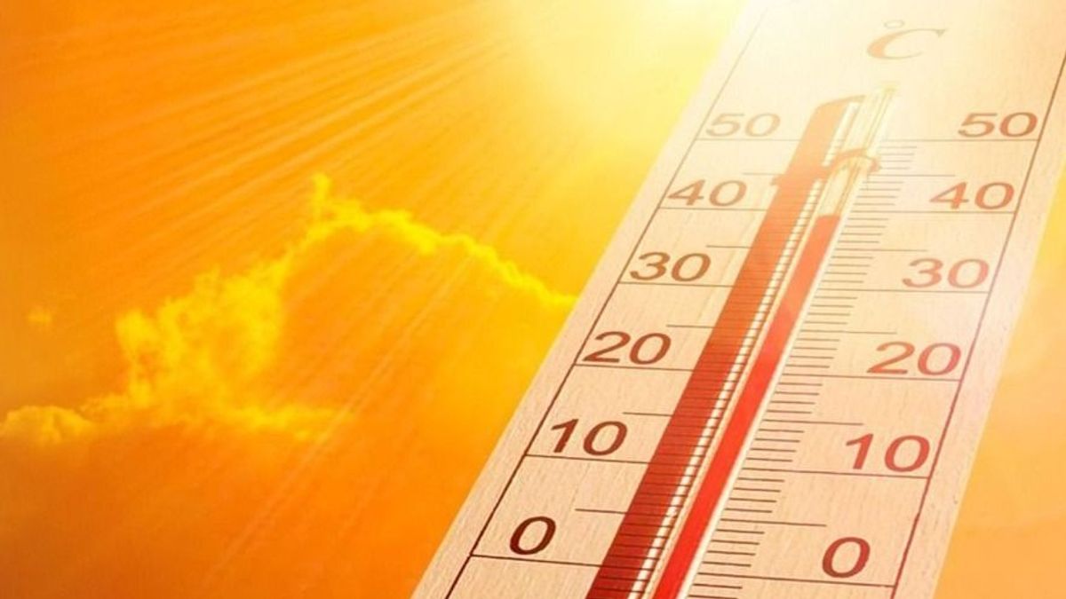Itt a pirosriasztás! Perzselő forróság pénteken is a Kisalföldön, íme az előrejelzés