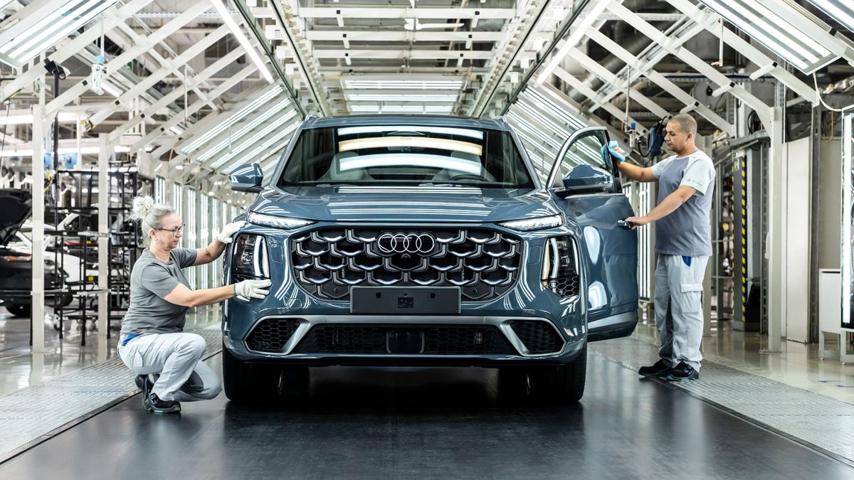 Több mint tíz évet vártunk rá – Megérkezett az új Audi Q7, ami győri szívvel hódít – fotók