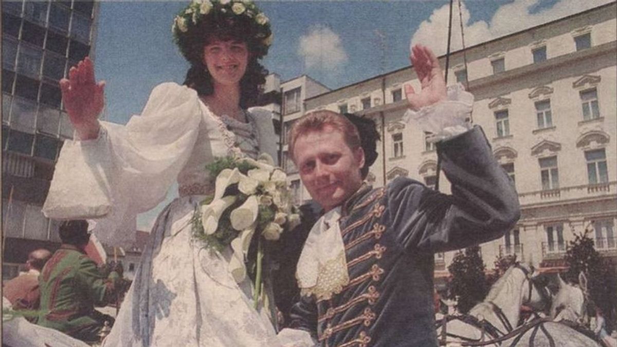 Retró fotók: amikor a barokk menyasszony és a vőlegény a sztárpár Győrben - Régi fotók, nosztalgia képgaléria