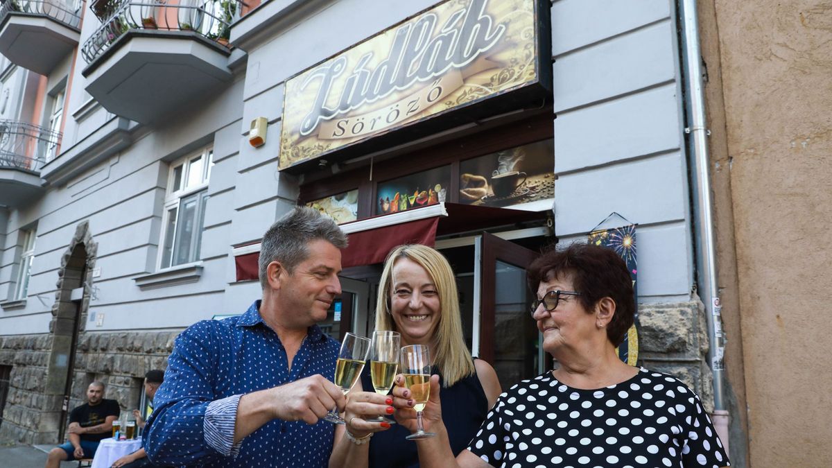 Hetven év, megszámlálhatatlan történet és egy hely, ami összeköti az embereket