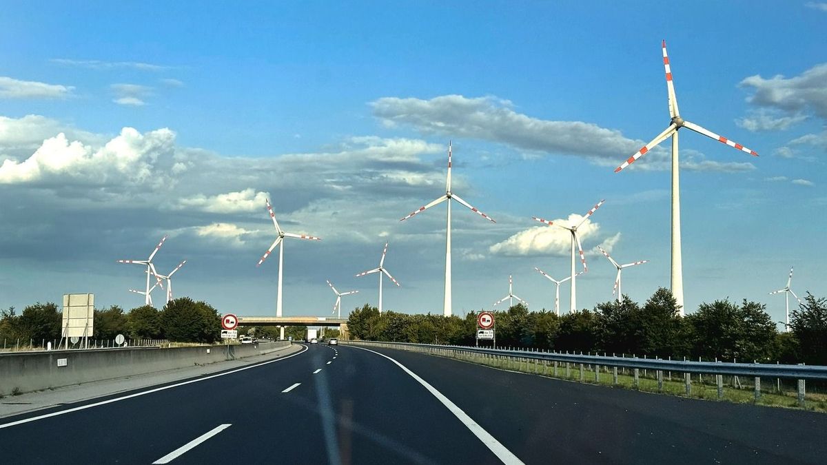 Ritka összefogás a Felvidéken: magyar és szlovák települések együtt tiltakoznak a szélparkok ellen