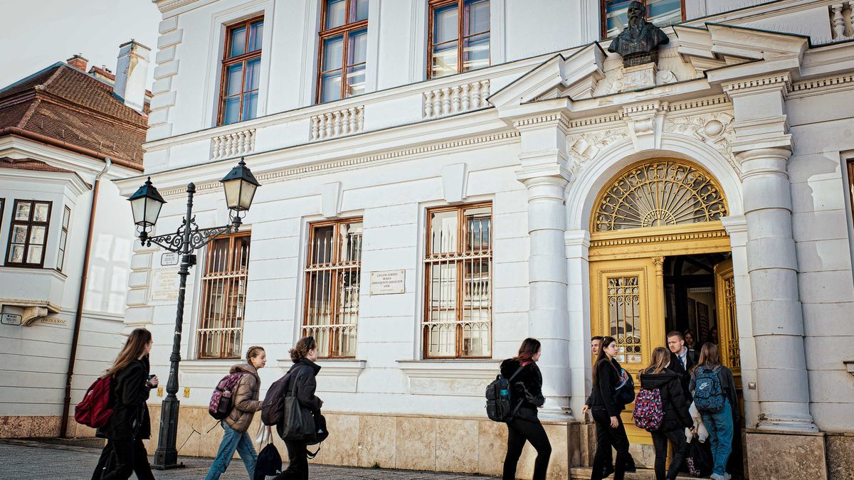 Négyszázadik tanévét kezdi meg a legendás győri gimnázium