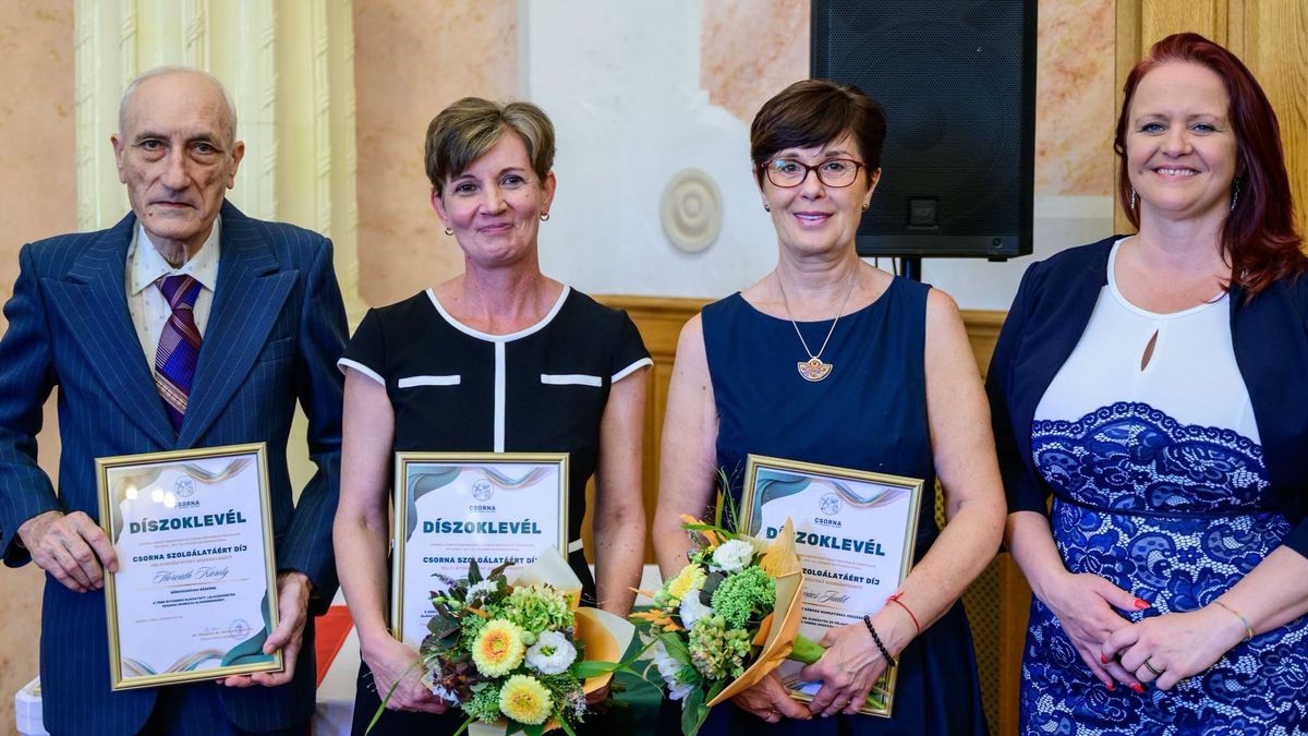Államalapításunkat ünnepelték Csornán, díjakat is átadtak