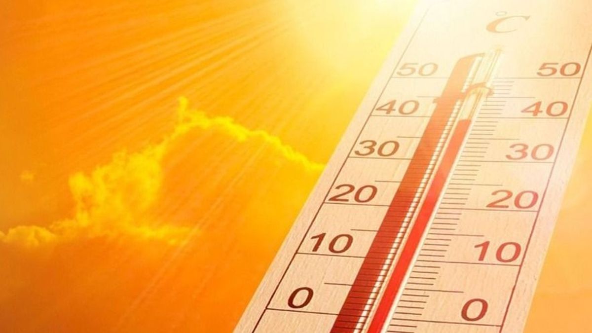 Továbbra sem lélegezhetünk fel: marad a brutális hőség, meghosszabbították a harmadfokú hőségriasztást