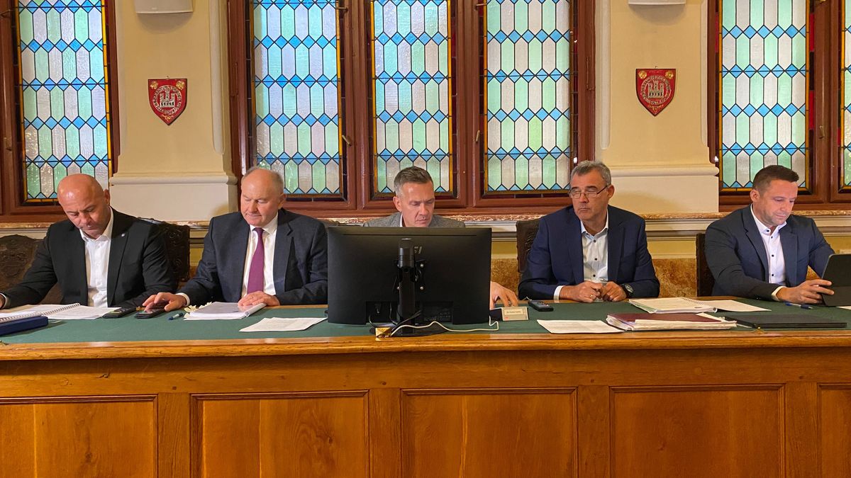 Azbeszt ügyben is döntöttek a képviselők a soproni közgyűlésen