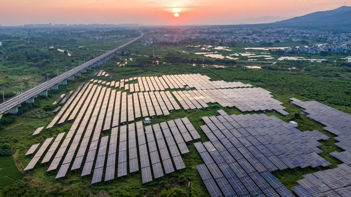 Történelmi fordulat Kínában: a napenergia megelőzte a szenet