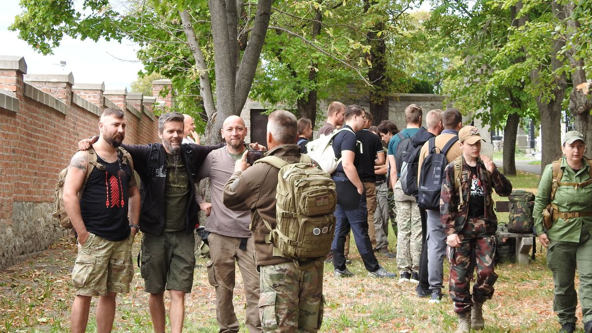 Rongyos Gárda emléktúra: együtt a hősök nyomában Sopronban - Fotók