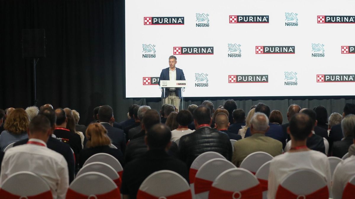 Gyáravató Bükön Magyar Péterrel - reagált a Fidesz frakció, a győri leépítések is szóba kerültek