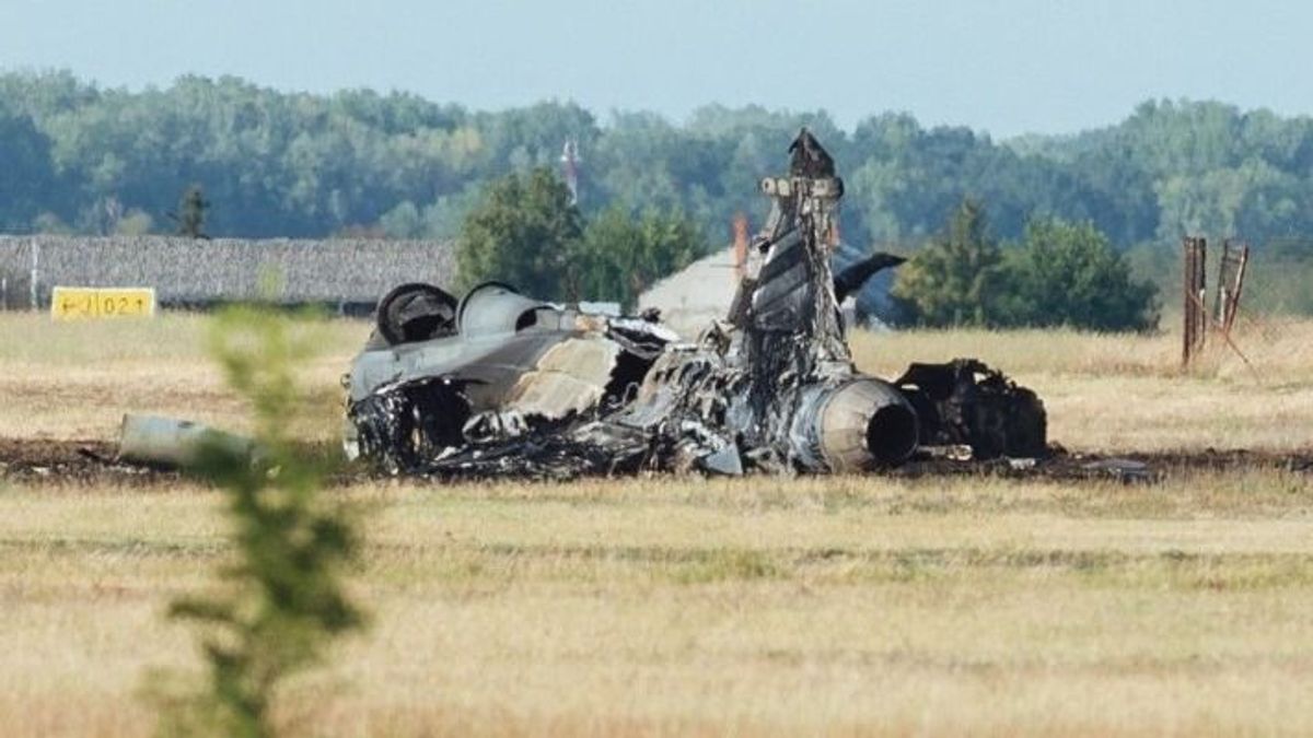 Gripen-baleset: tüzetesen átvizsgálják a fekete dobozt, a pilóták sorsáról is szó esett