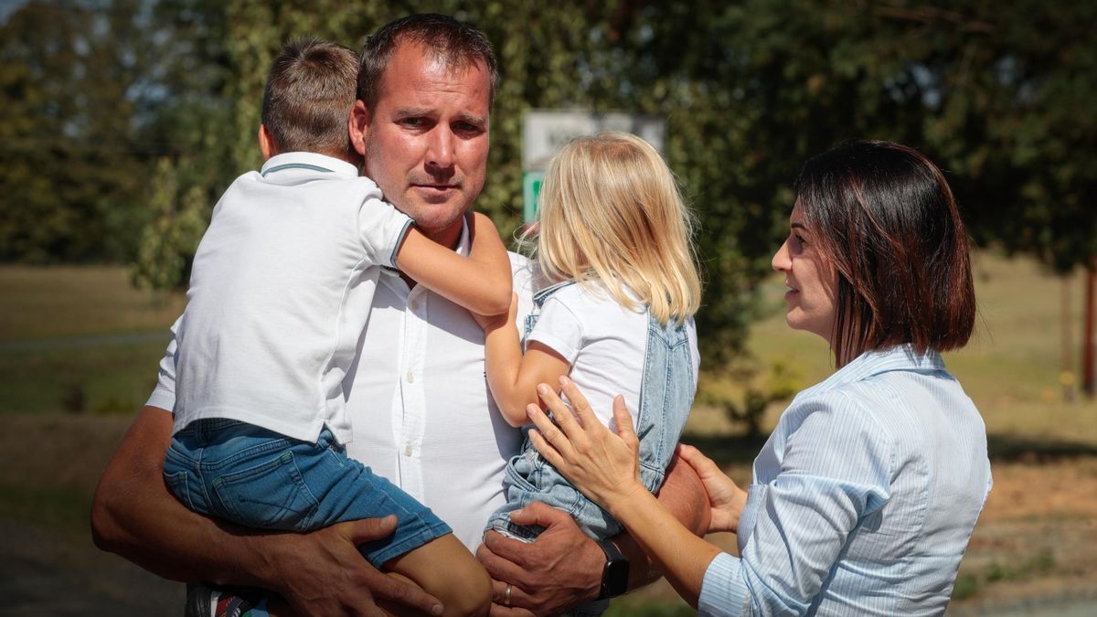 Börtönbe vonulása óta először találkozott gyermekeivel a Győrben elítélt kétvölgyi apuka