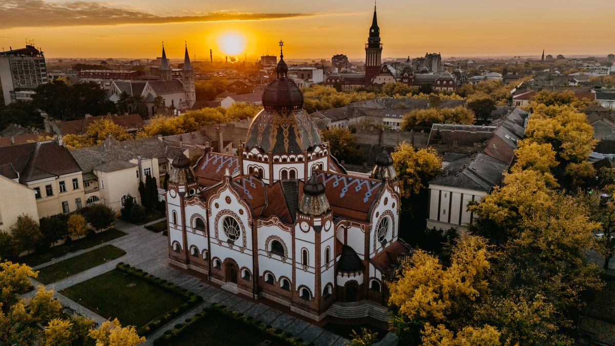 Nem akarnak hazamenni a turisták: ez a zsinagóga mindenkit elvarázsol + videó